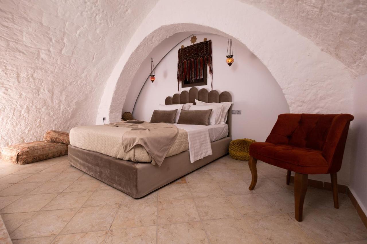 April Luxury Suites (Adults Only) Rhodes City Esterno foto