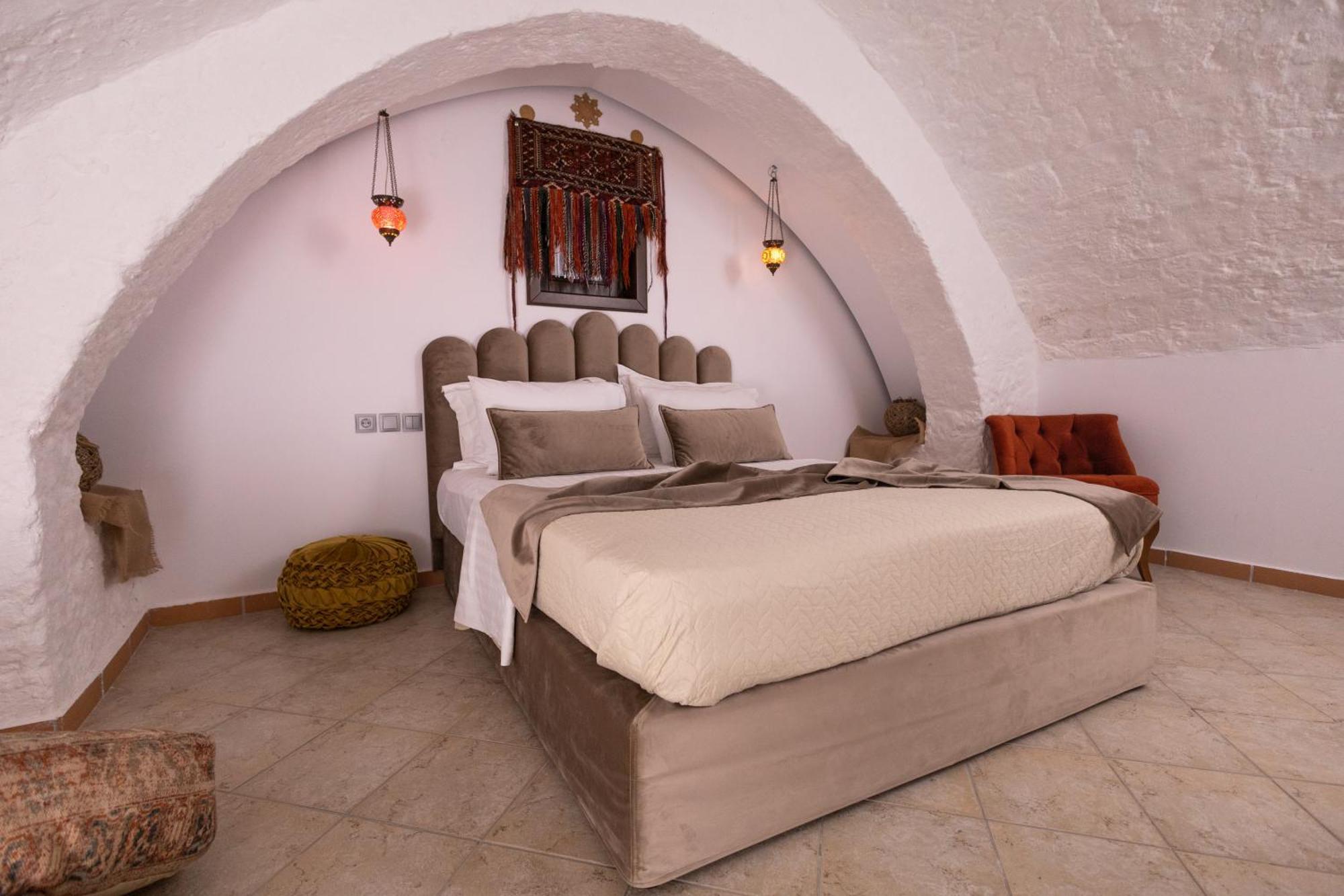 April Luxury Suites (Adults Only) Rhodes City Esterno foto